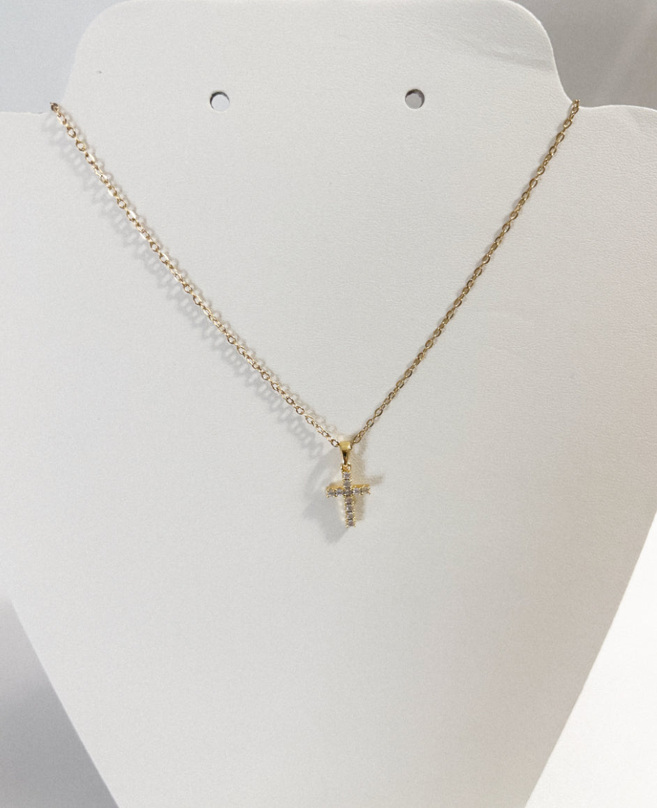 Cruz necklace