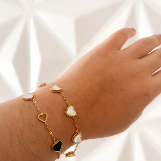 Black and white brecelet